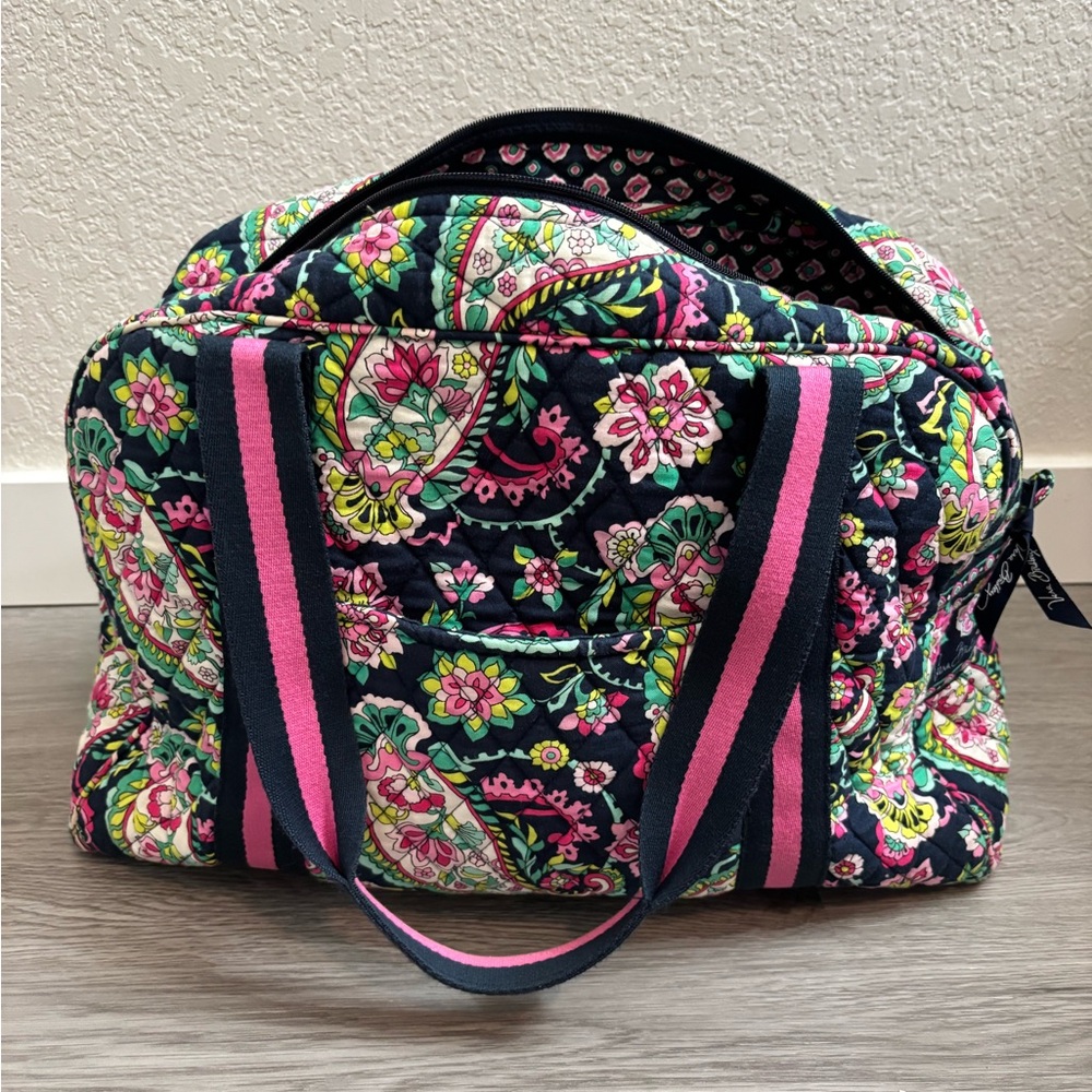 Vera Bradley tote bag